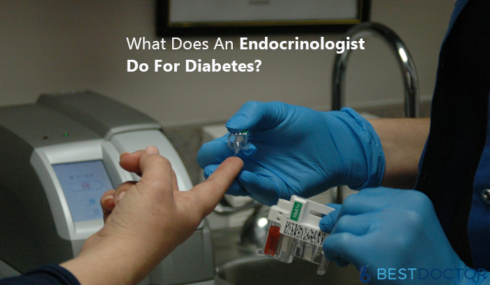 What does an endocrinologist do for diabetes?